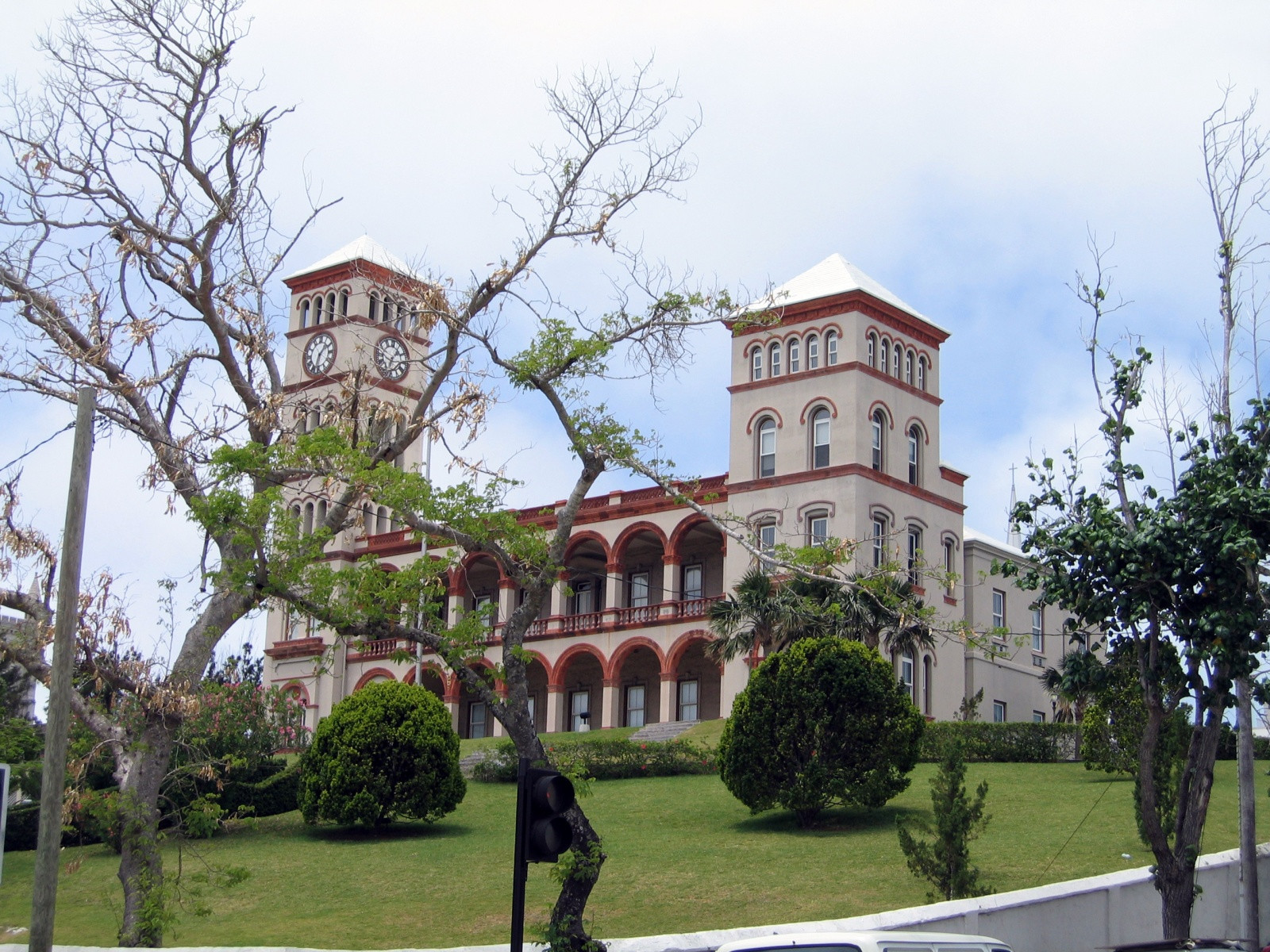 Здание Парламента, Гамильтон, Бермуды – фотографии Бермудских островов