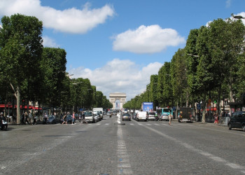 Улица в Париже, Франция. Фото 8 – фотографии Франции