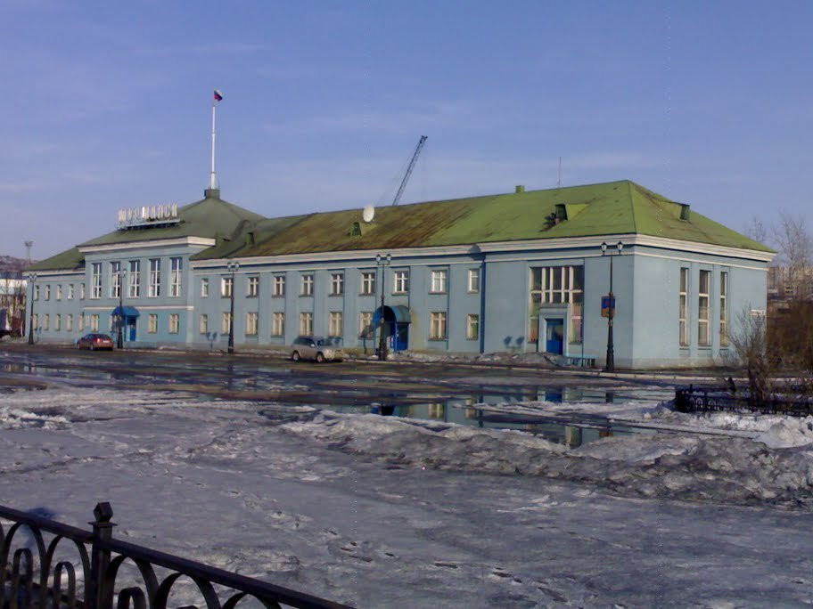 Улица в Мурманске, Россия. Фото 1 – фотографии России