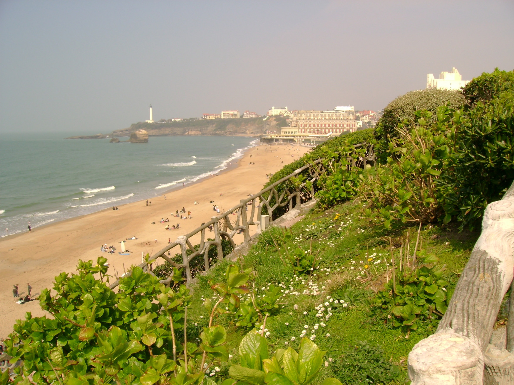 Пляж в Биаррице, Франция. Фото 1 – фотографии Франции