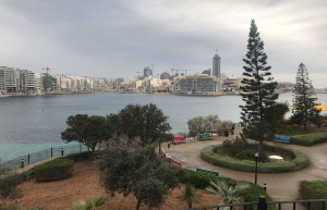 Вид с набережной залива Эксилс, Слима – фотографии Мальты