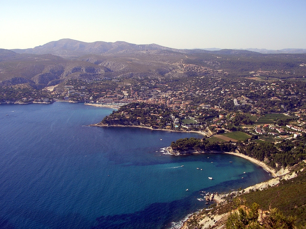 Панорамный вид в Кассис, Франция. Фото 1 – фотографии Франции