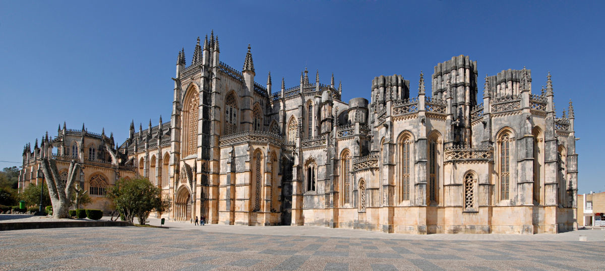 Монастырь Баталья (Mosteiro de Batalha) в Португалии. Фото 1 – фотографии Португалии