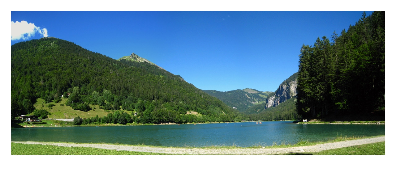 Природа в Монтрионе, Франция. Фото 7 – фотографии Франции