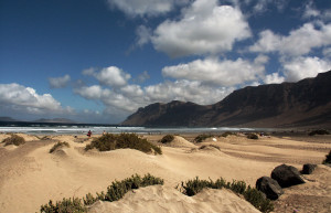 Пляж Фамара в Калета-де-Фамара, Канарские острова – фотографии Канарских островов