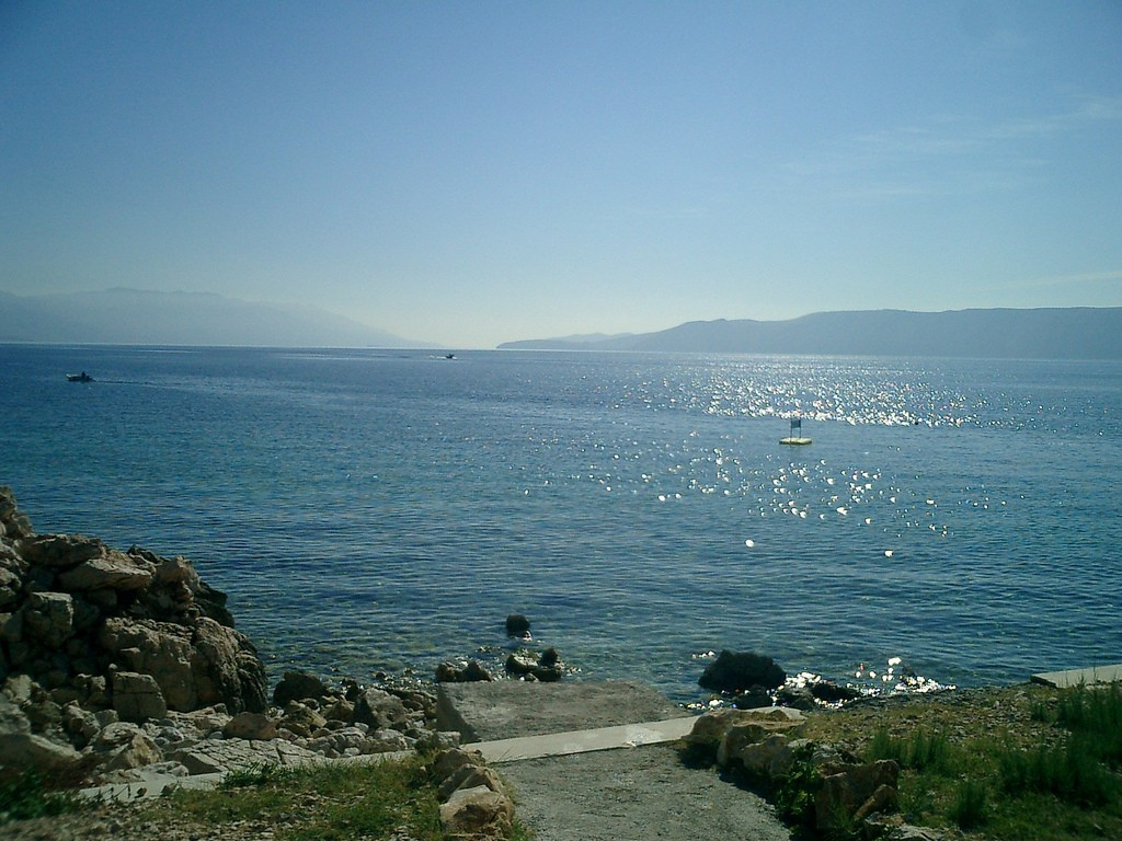 Море в Нови-Винодолски, Хорватия. Фото 11 – фотографии Хорватии