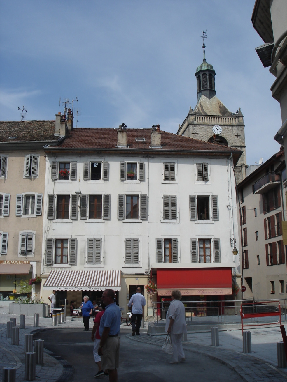 Дома в Эвиан-ле-Бен, Франция. Фото 8 – фотографии Франции