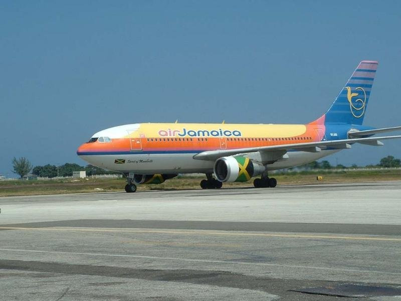 Самолет на Ямайке. Фото 7 – фотографии Ямайки
