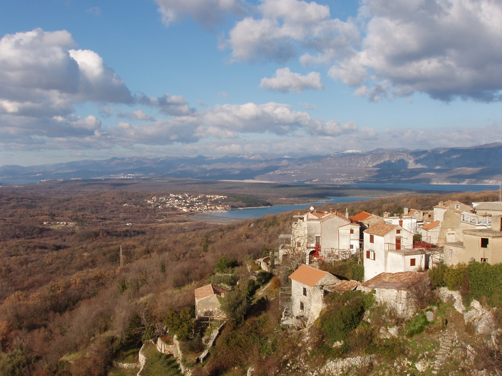 Панорамный вид в Добрини, Хорватия – фотографии Хорватии