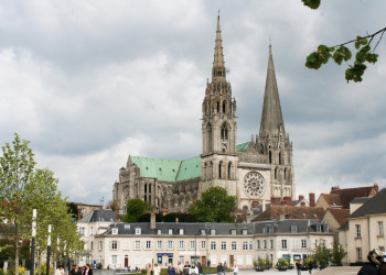 Шартрский собор (фр. Cathédrale Notre-Dame de Chartres). Фото 1 – фотографии Франции