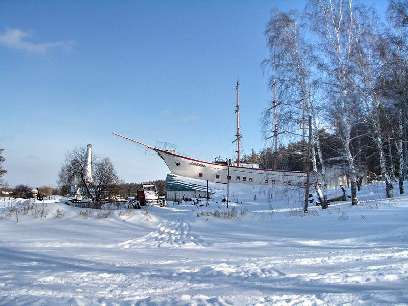 Памятник в Новососедово, Россия – фотографии России