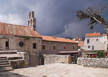 Дома в Будва, Черногория. Фото 17 – фотографии Черногории