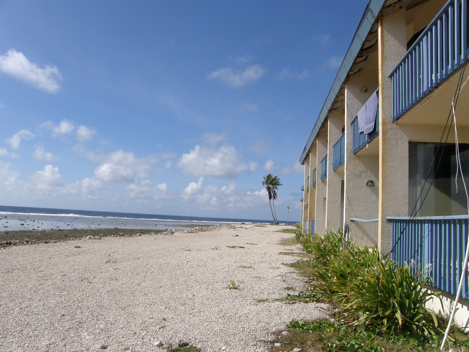 Остров Науру (Nauru), 42 километра от экватора. Фото 1 – фотографии Науру