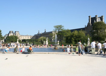 Фонтан в саду Тюильри в Париже, Франция. Фото 1 – фотографии Франции