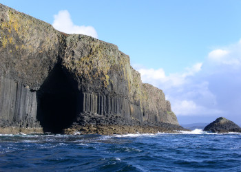 Фингалова пещера в Шотландии – фотографии Великобритании
