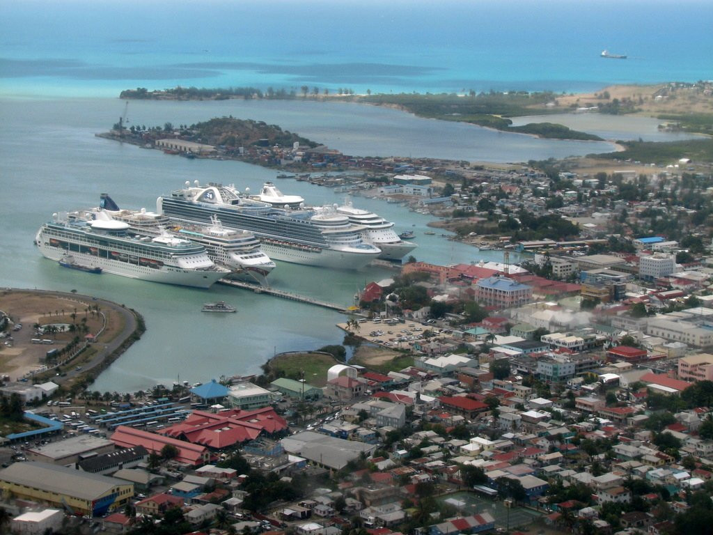 Панорамный вид в Сент-Джонс. Фото 8 – фотографии Антигуа и Барбуды