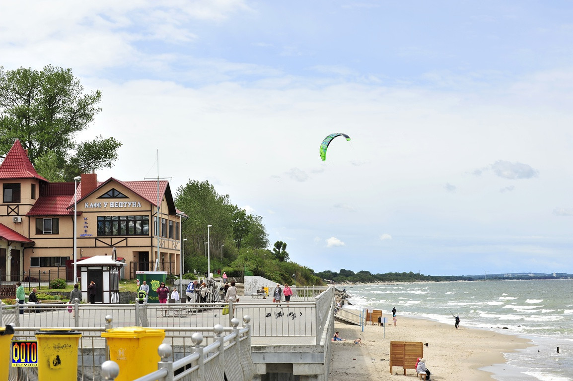 Набережная Зеленоградска – фотографии России