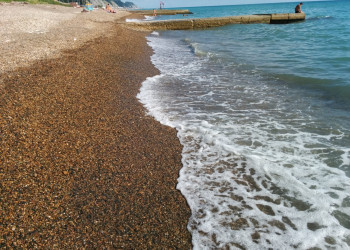 Хорошиие галечные пляжи между Дедеркоем и Южным. Фото 1 – фотографии России