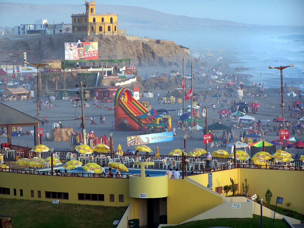 Мольендо (Mollendo) - небольшой курорт на юге Перу – фотографии Перу