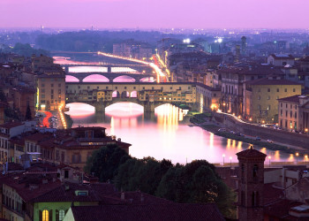 Знаменитый мост Понте-Веккьо – фотографии Италии