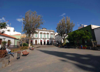 Арукас (Arucas) – город в северной части Гран-Канарии – фотографии Канарских островов