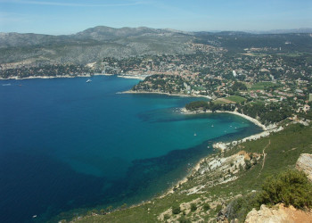 Побережье в Кассис, Франция – фотографии Франции