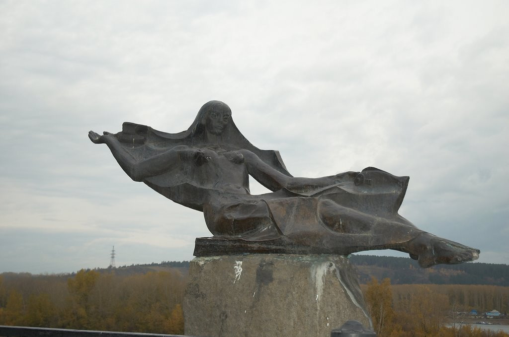 Памятник реке Томь в Кемерово, Россия. Фото 3 – фотографии России