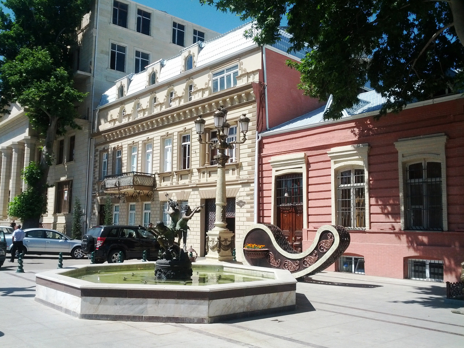 Город Гянджа (Ganja), Азербайджан – фотографии Азербайджана