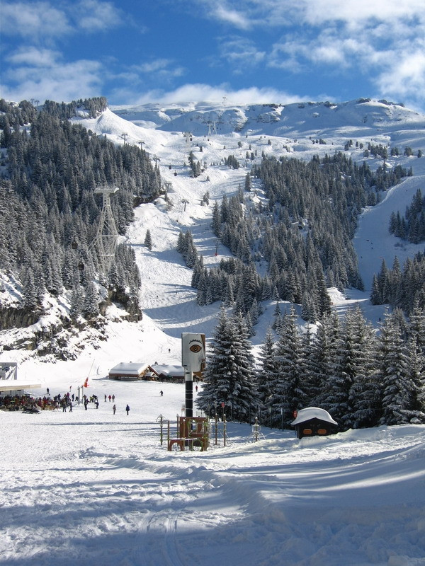Лыжная база в Флэйн, Франция. Фото 1 – фотографии Франции
