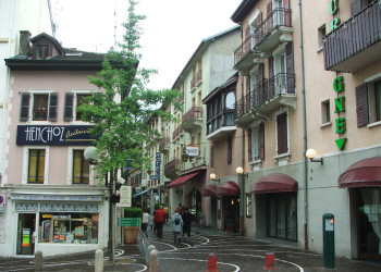 Дома в Эвиан-ле-Бен, Франция. Фото 9 – фотографии Франции