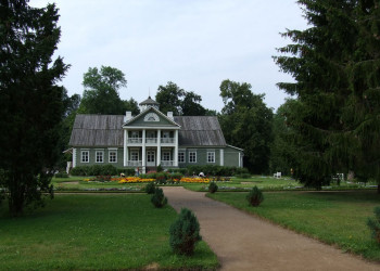 Дом в Пушкинские Горы, Россия. Фото 1 – фотографии России