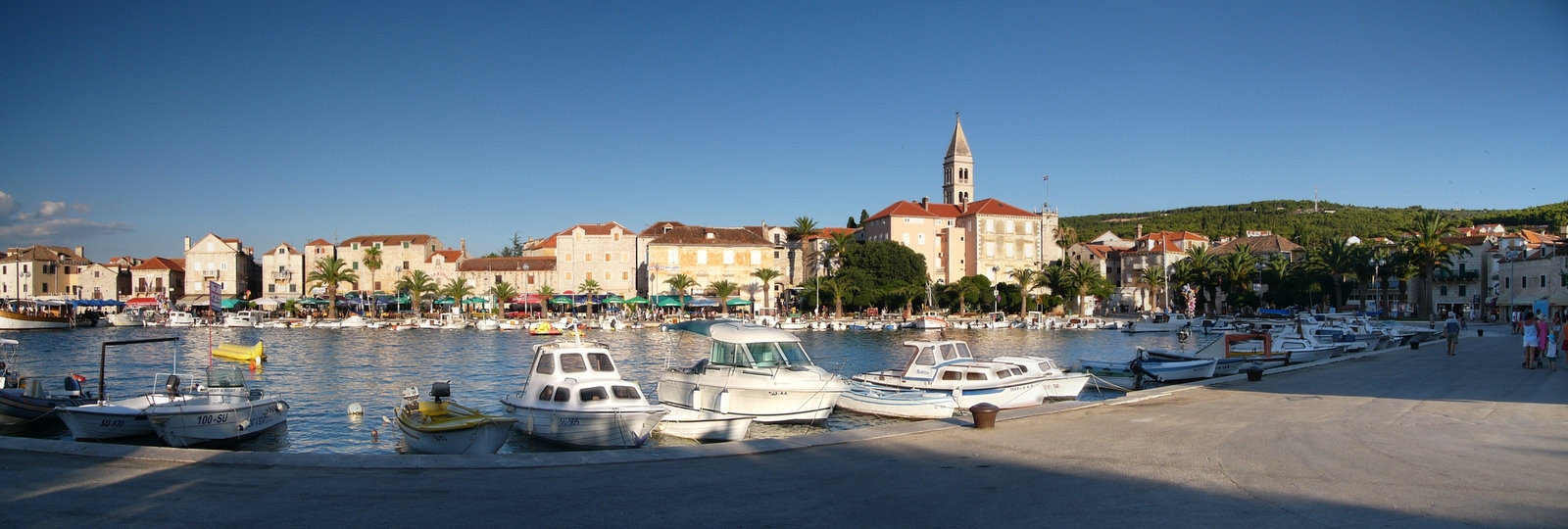 Набережная в Супетар, Хорватия – фотографии Хорватии