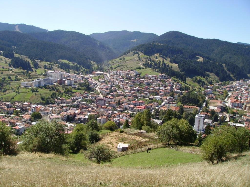 Панорамный вид в Чепеларе, Болгария. Фото 3 – фотографии Болгарии