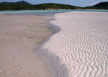 Пляж с белым песком Whitehaven Beach, остров Уайтсандэй, Австралия – фотографии Австралии