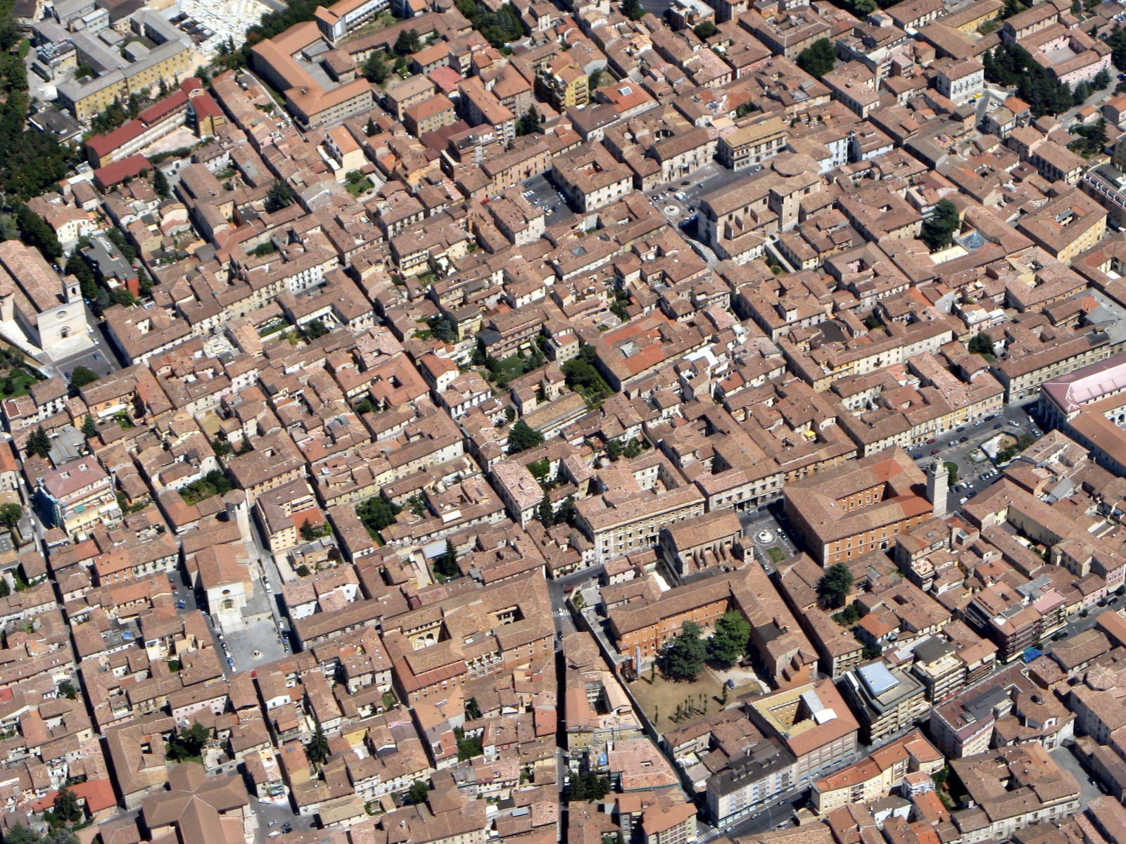 Л’Aквила, Италия. Фото 2 – фотографии Италии