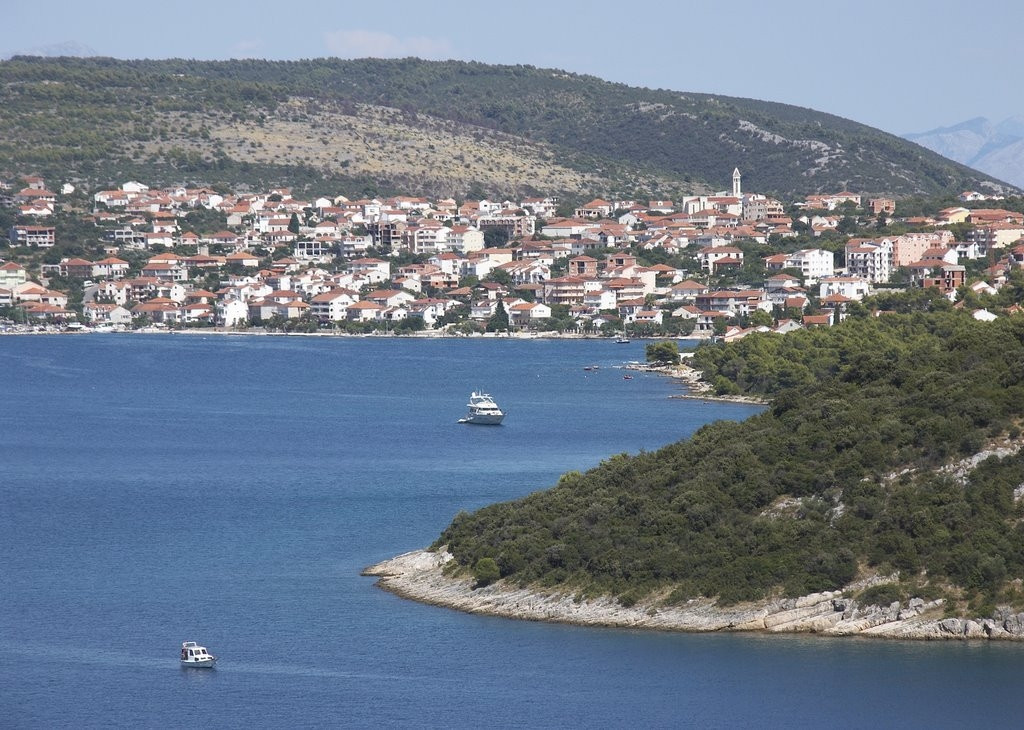 Море в Трогире, Хорватия. Фото 15 – фотографии Хорватии