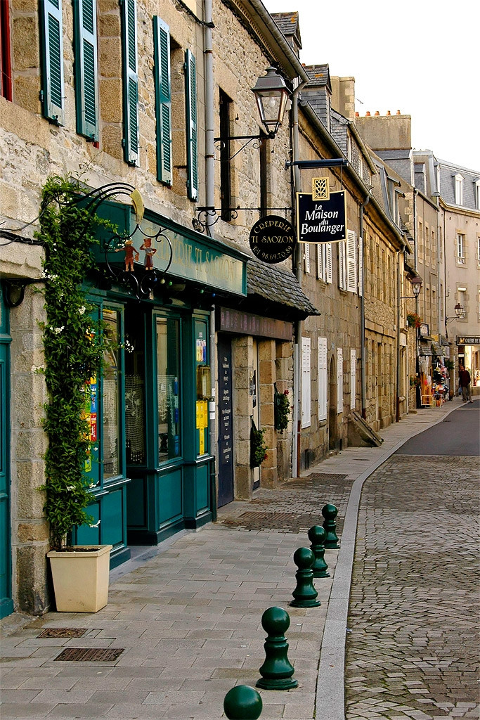 Улица в Роскофе, Франция. Фото 8 – фотографии Франции