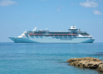 Корабль на острове Берри Айлендс, Багамские острова. Фото 11 – фотографии Багамских островов