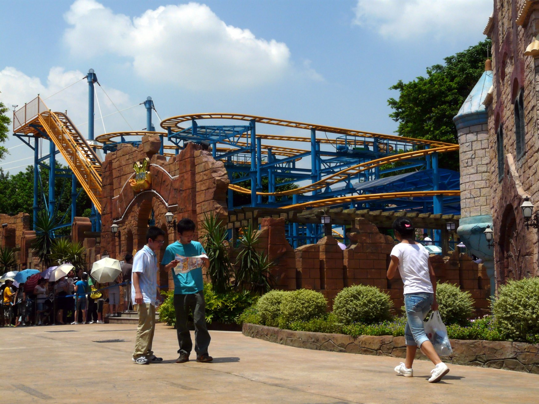 Развлекательный парк Хэппи Валлей (Happy Valley) – фотографии Китая