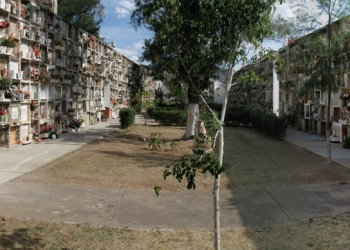 Кладбище в Гуанахуато, Мексика – фотографии Мексики