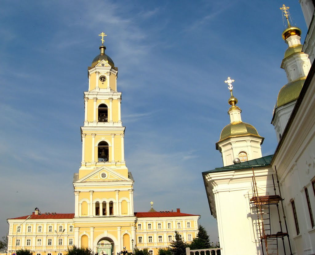 Храм в Серафимо-Дивеевском монастыре, Россия. Фото 5 – фотографии России