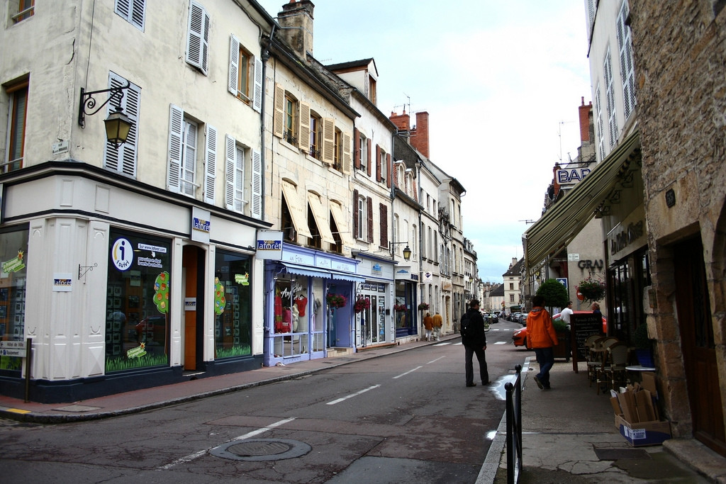 Магазины в Боне, Франция – фотографии Франции
