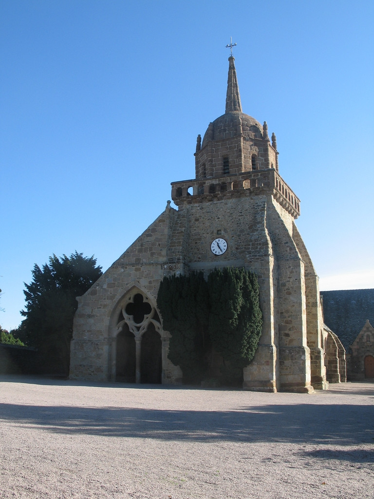 Церковь в Перроз-Гирек, Франция – фотографии Франции