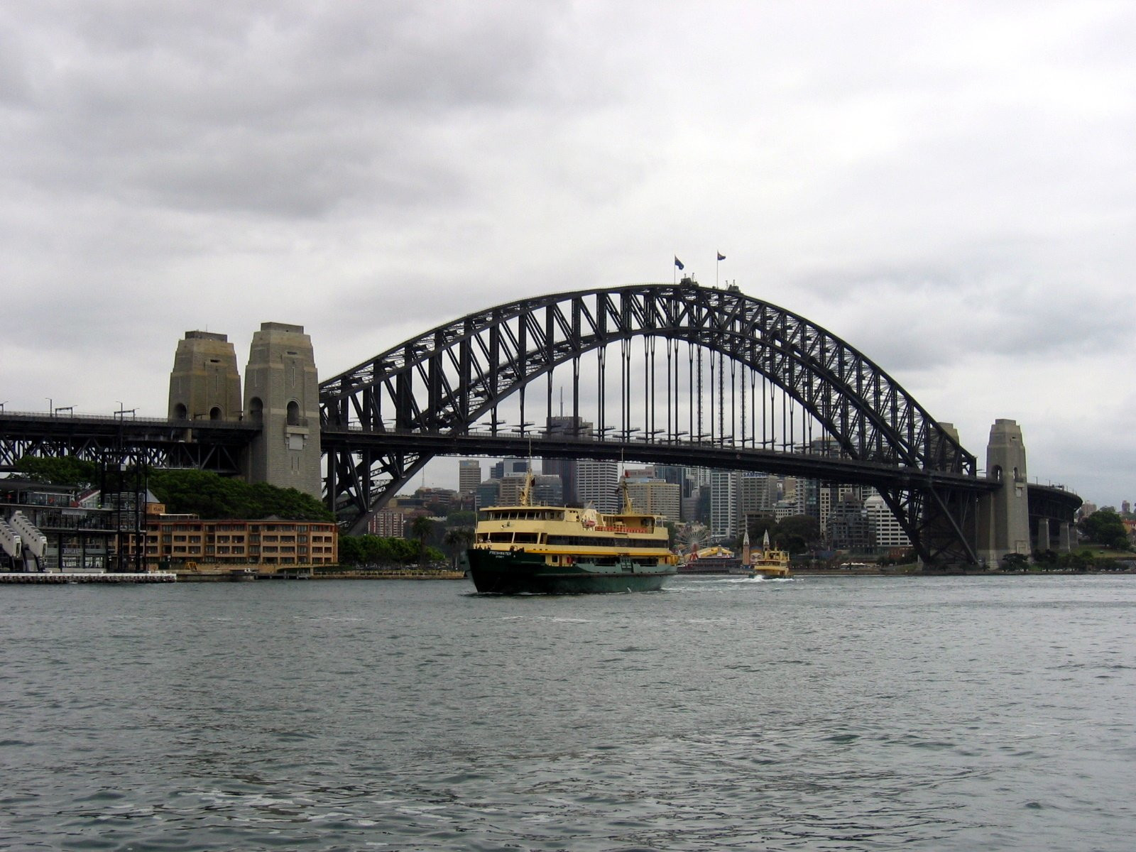Знаменитый мост Sydney Harbour Bridge – фотографии Австралии