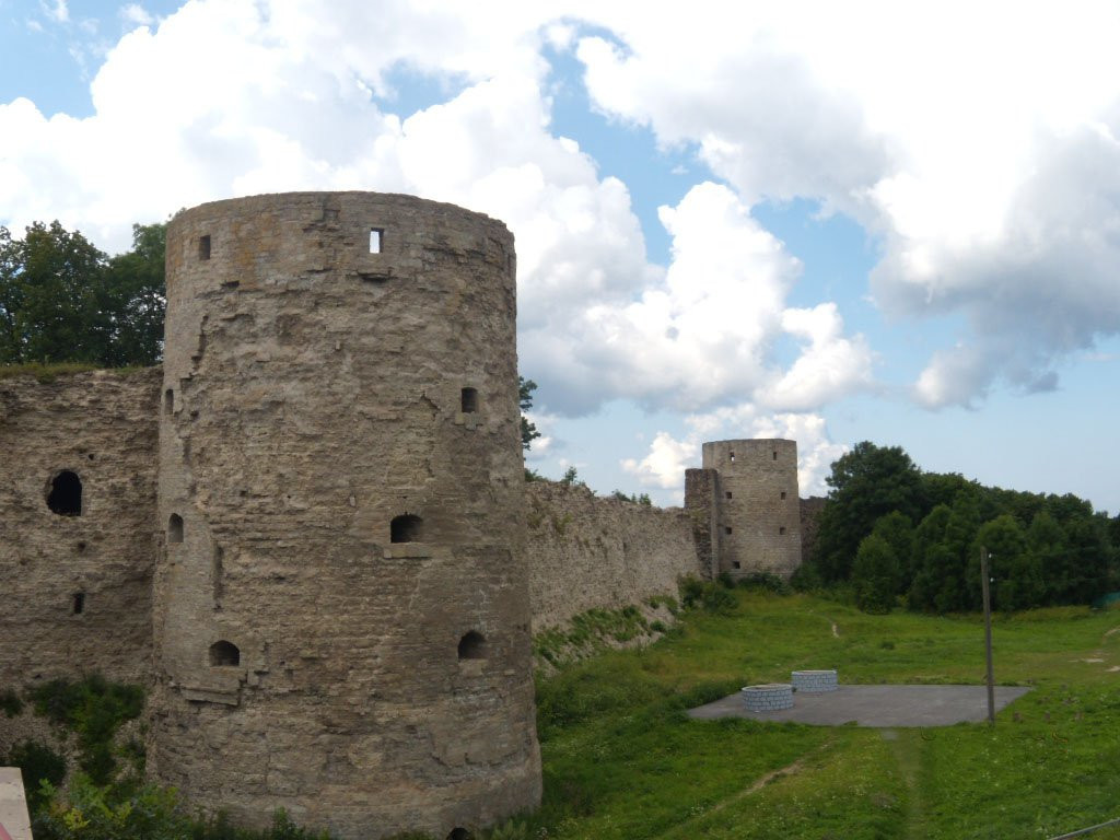 Развалины в Копорье, Россия. Фото 18 – фотографии России