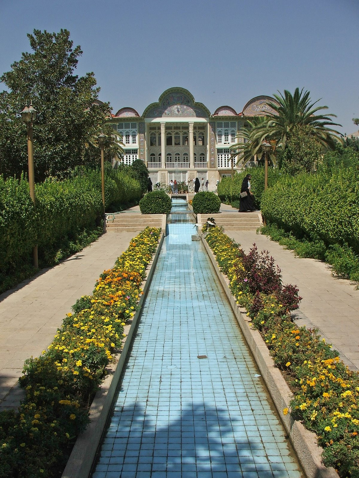 Музей Истории природы в Университете Шираза, музей Хафт-Танан – фотографии Ирана