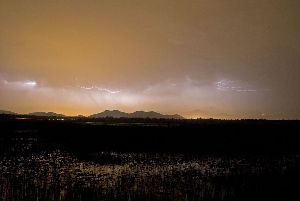 Молния в Национальном парке, Черногория – фотографии Черногории