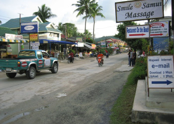 Улица в Биг-Будда-Бич, Тайланд – фотографии Таиланда