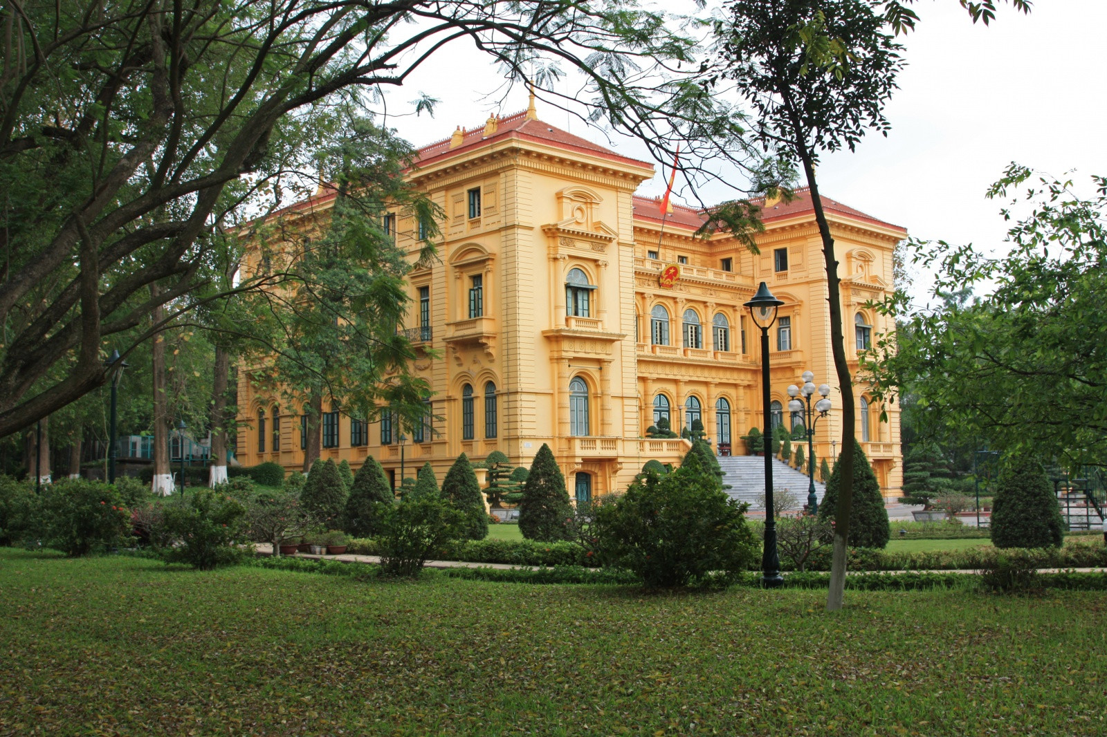 Президентский дворец в городе Ханой – фотографии Вьетнама