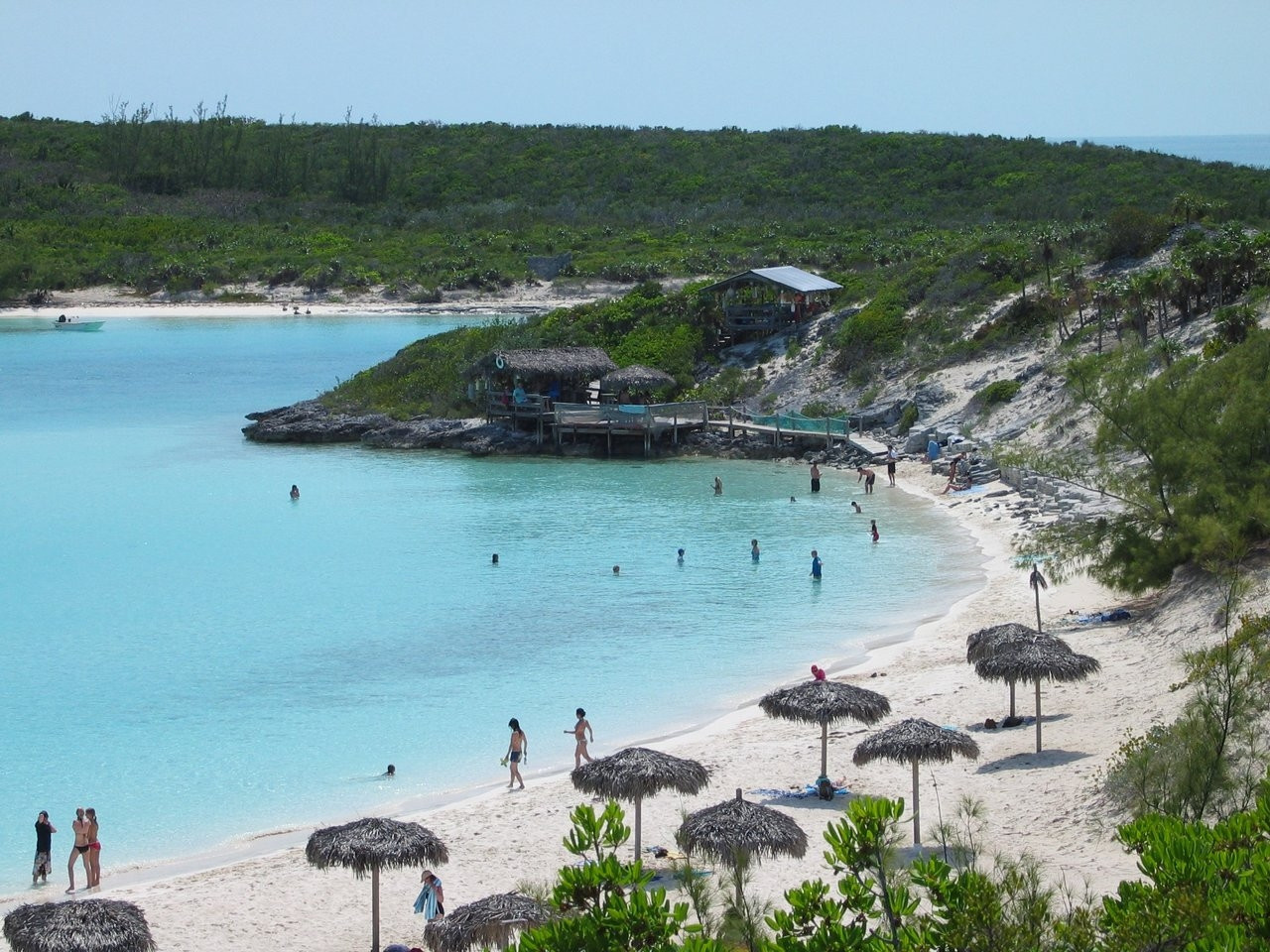 Пляж на острове Эксума, Багамские острова. Фото 1 – фотографии Багамских островов